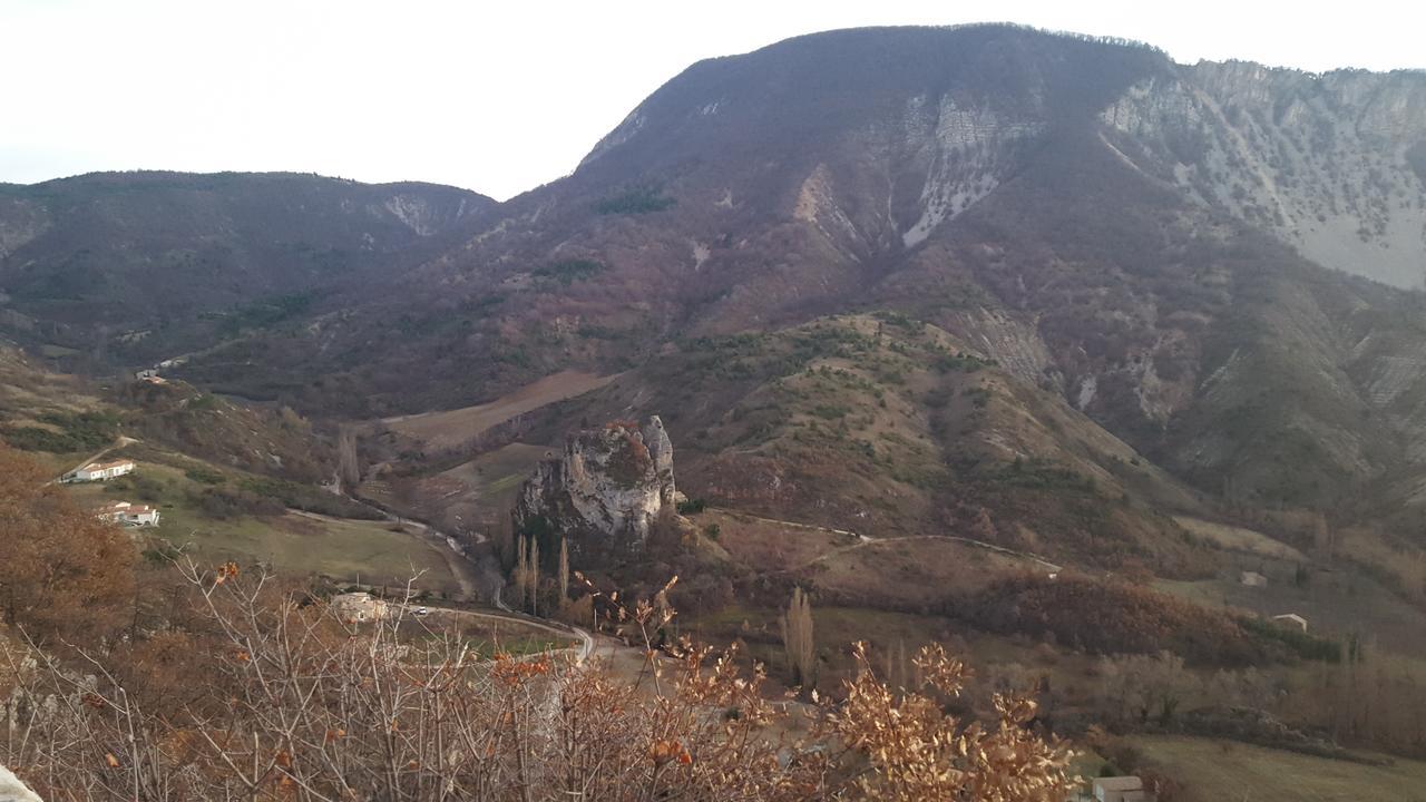 Auberge De Barret Sur Meouge 외부 사진
