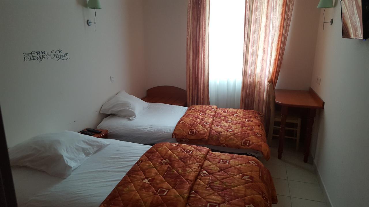 Auberge De Barret Sur Meouge 외부 사진